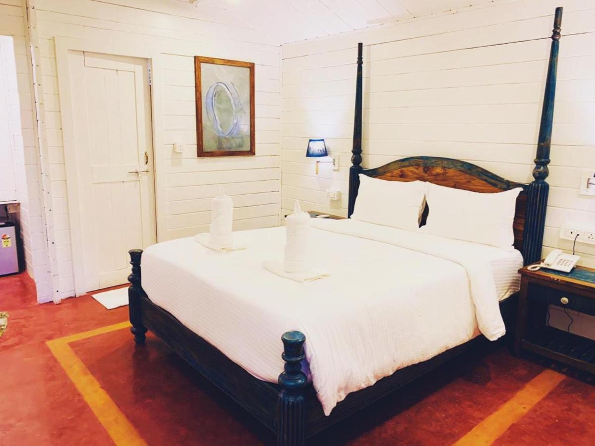 Lotus Feet Beach Resort Morjim Εξωτερικό φωτογραφία